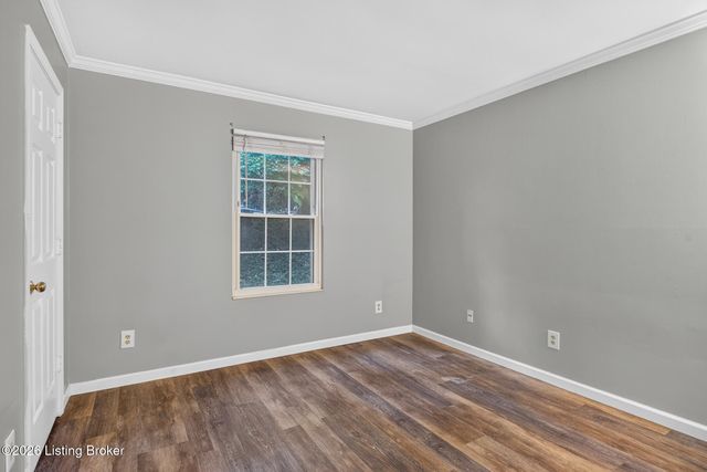 410 Mockingbird Valley Rd APT 11, Louisville, KY 40207