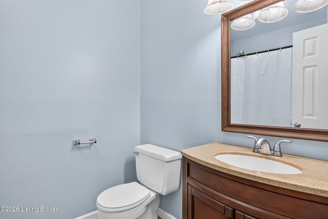 410 Mockingbird Valley Rd APT 11, Louisville, KY 40207