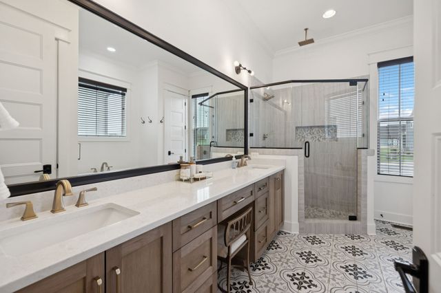 397 Campfire Ct, Winchester, TN 37398