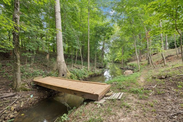 397 Campfire Ct, Winchester, TN 37398