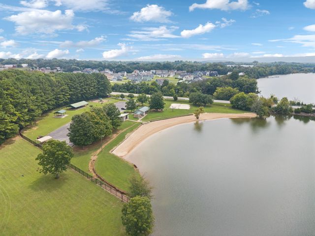 397 Campfire Ct, Winchester, TN 37398