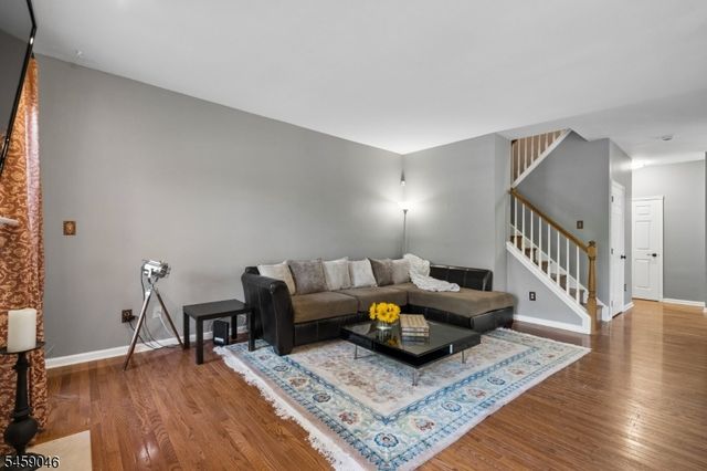 66 Patriot Hill Dr, Bernards Twp., NJ 07920