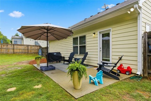 1048 Sutherland Drive, Winder, GA 30680
