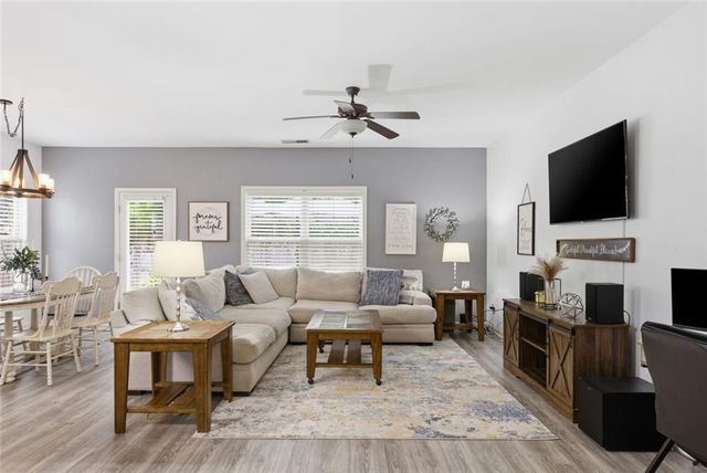 1048 Sutherland Drive, Winder, GA 30680
