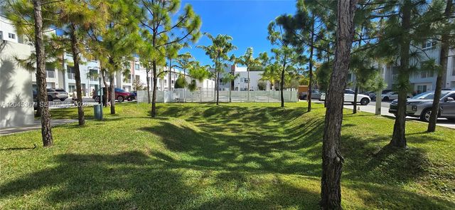 2535 NE 193rd St 3104, Miami, FL 33180