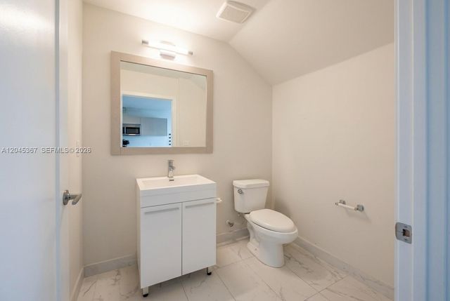 2535 NE 193rd St 3104, Miami, FL 33180