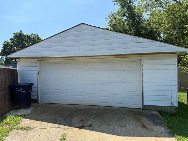 205 Edwards Avenue, Beech Grove, IN 46107