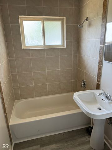 205 Edwards Avenue, Beech Grove, IN 46107