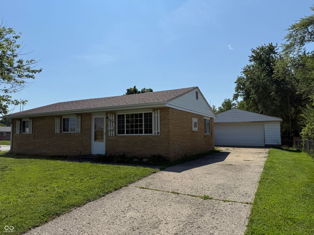 205 Edwards Avenue, Beech Grove, IN 46107