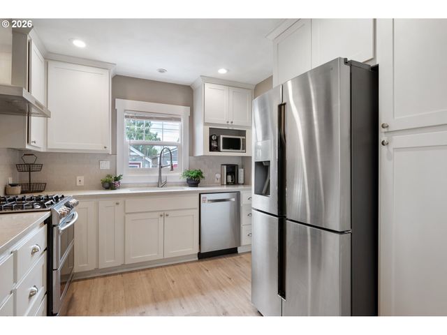 540 22ND Ave, Longview, WA 98632