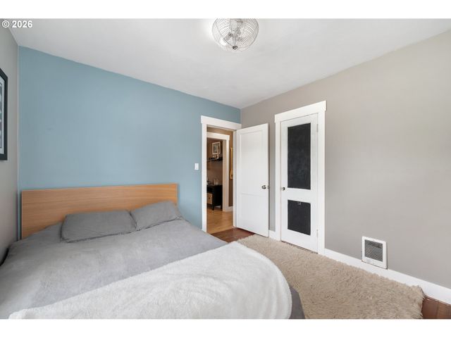 540 22ND Ave, Longview, WA 98632