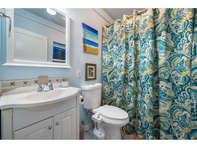 540 22ND Ave, Longview, WA 98632