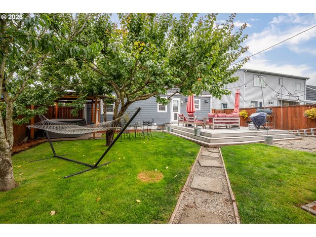 540 22ND Ave, Longview, WA 98632