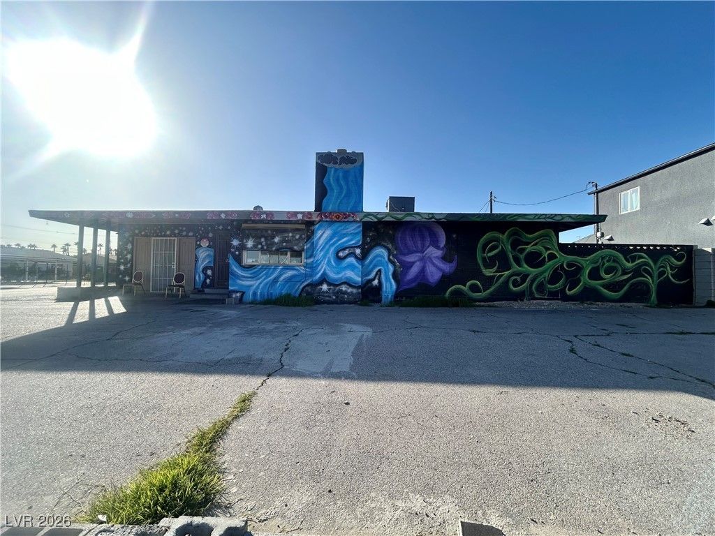 222 South Bruce Street, Las Vegas, NV 89101