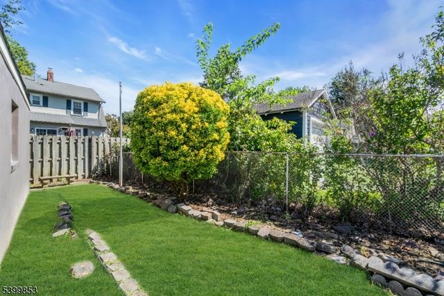 181 W Stearns St, Rahway City, NJ 07065