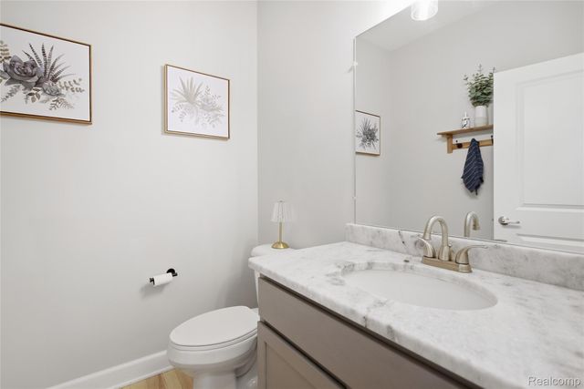 6190 Woodridge Lane, Grand Blanc Charter Township, MI 48439