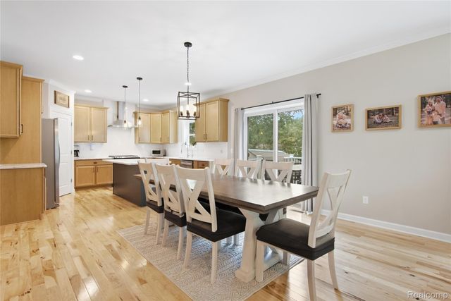 6190 Woodridge Lane, Grand Blanc Charter Township, MI 48439