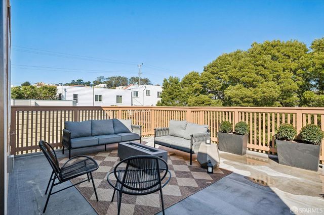 2518 25th Avenue, San Francisco, CA 94116