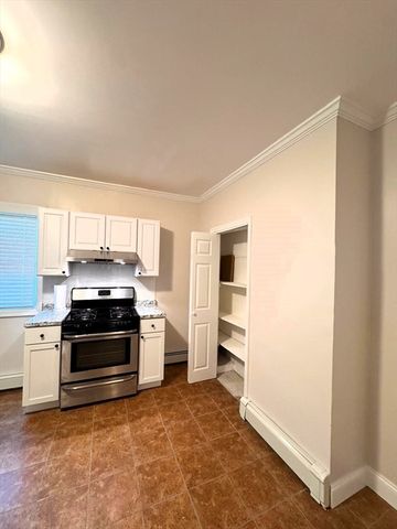 38 Hunting St 1, Cambridge, MA 02141