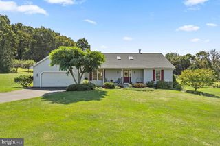 21 SUNNY RIDGE CT, Kutztown, PA 19530