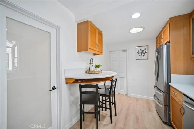 7042 Morse Avenue, North Hollywood, CA 91605