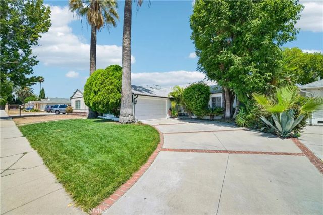 7042 Morse Avenue, North Hollywood, CA 91605