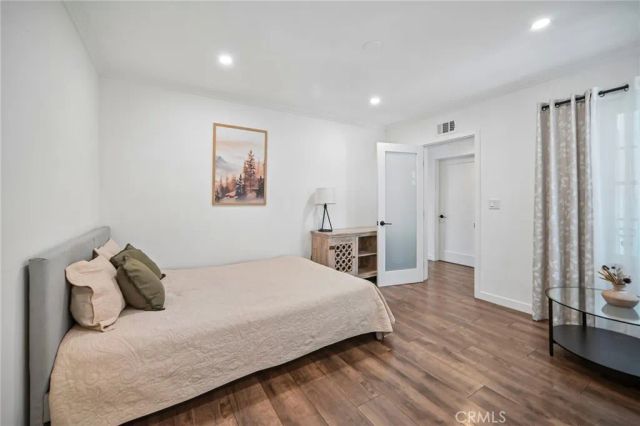7042 Morse Avenue, North Hollywood, CA 91605