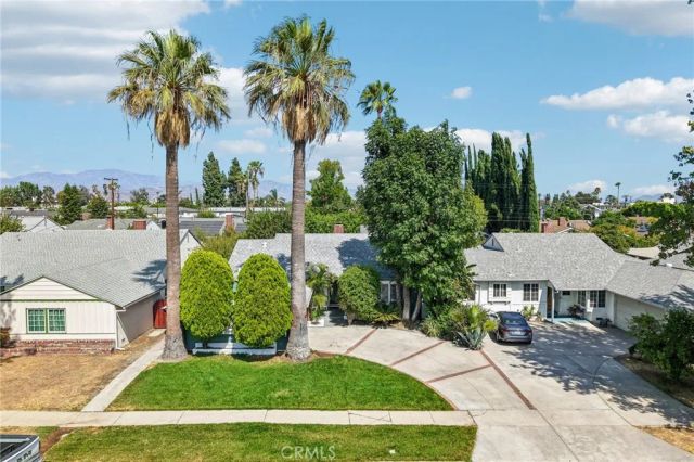 7042 Morse Avenue, North Hollywood, CA 91605