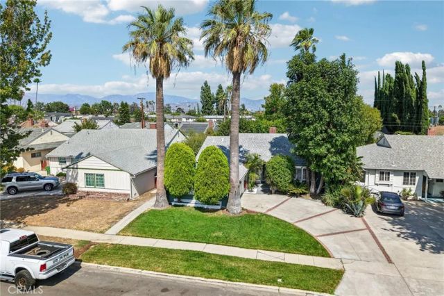 7042 Morse Avenue, North Hollywood, CA 91605