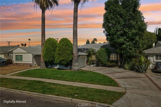 7042 Morse Avenue, North Hollywood, CA 91605