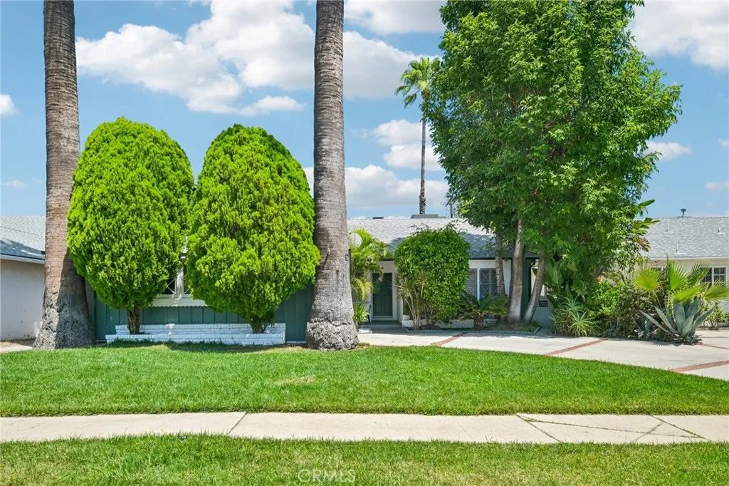 7042 Morse Avenue, North Hollywood, CA 91605