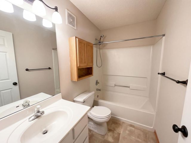 17005 78th Place N, Maple Grove, MN 55311