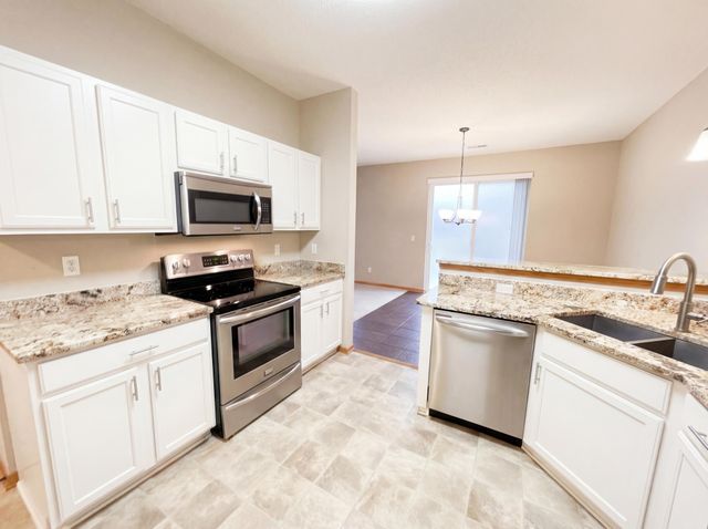 17005 78th Place N, Maple Grove, MN 55311