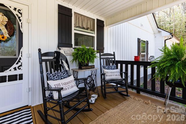 153 Fairlane Loop, Whittier, NC 28789