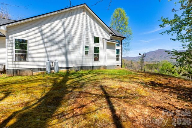 153 Fairlane Loop, Whittier, NC 28789