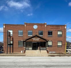 111 E Van Emmon Street, Yorkville, IL 60560