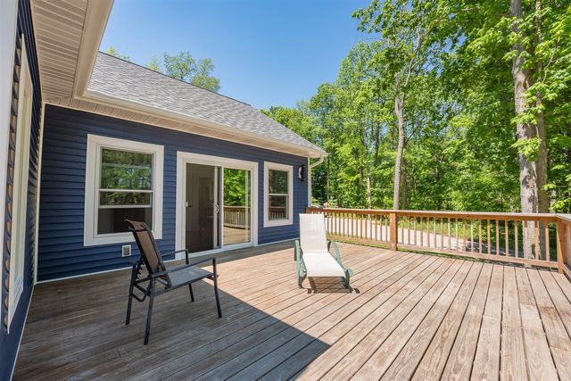 9777 N 16th Street, Plainwell, MI 49080