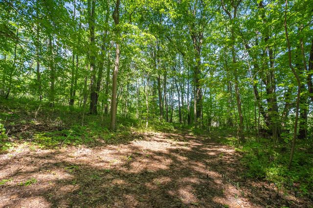 9777 N 16th Street, Plainwell, MI 49080