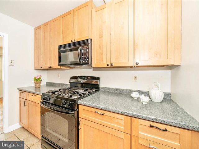 3900 TUNLAW RD NW #613, Washington, DC 20007