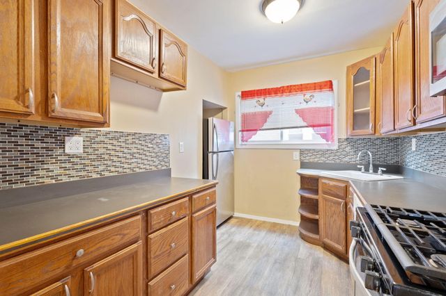 17308 Oak Drive Lower, Detroit City, MI 48221