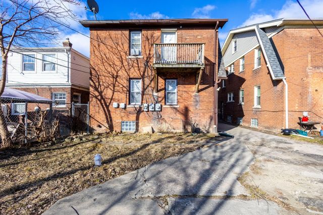 17308 Oak Drive Lower, Detroit City, MI 48221