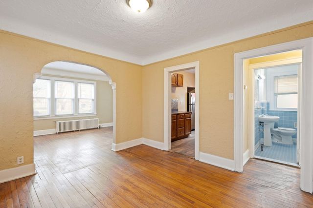 17308 Oak Drive Lower, Detroit City, MI 48221