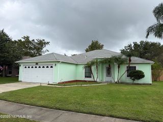 11535 COURTNEY WATERS Lane, Jacksonville, FL 32258