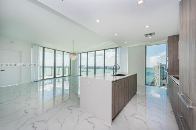 2900 NE 7 AVE 2607, Miami, FL 33137