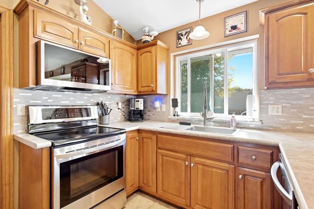 2188 KLONDIKE ROAD, Green Bay, WI 54311