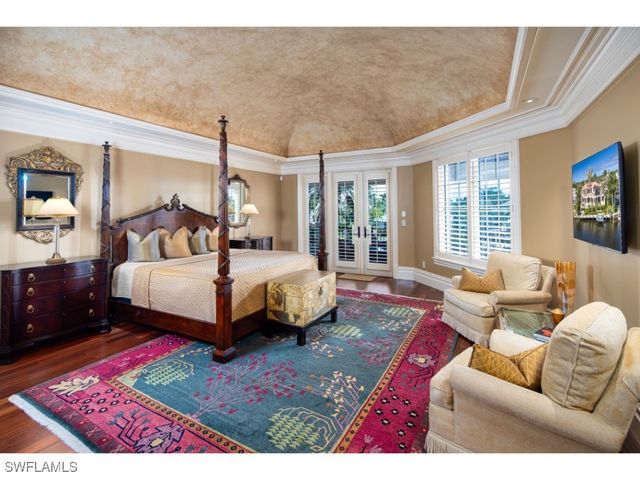 1979 4th ST S, Naples, FL 34102