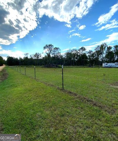 444 Halls Bridge Road, Swainsboro, GA 30401