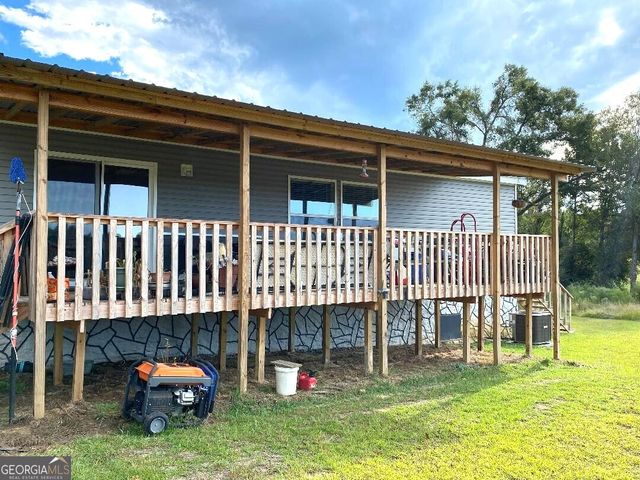 444 Halls Bridge Road, Swainsboro, GA 30401