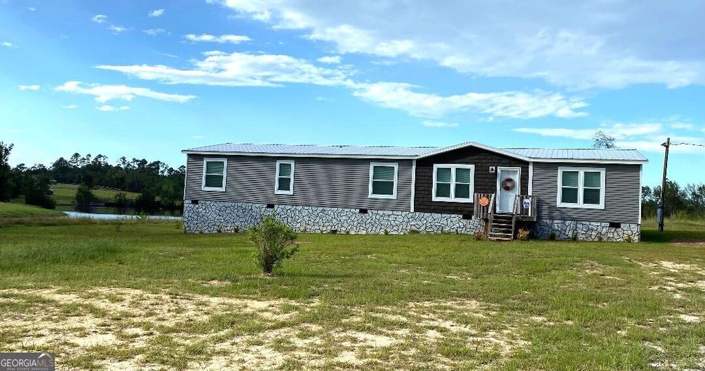 444 Halls Bridge Road, Swainsboro, GA 30401