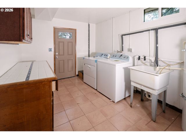 4825 Se 140TH Ave, Portland, OR 97236